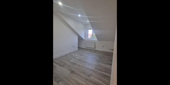 Studio Flat, Whitehorse Road, CR0 - Photo 3