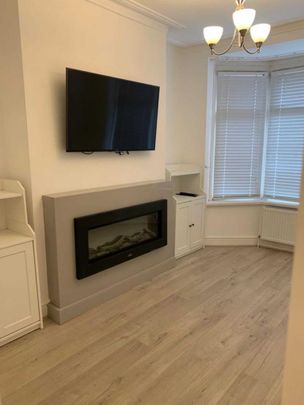 3 bedroom terraced house to rent - Photo 1