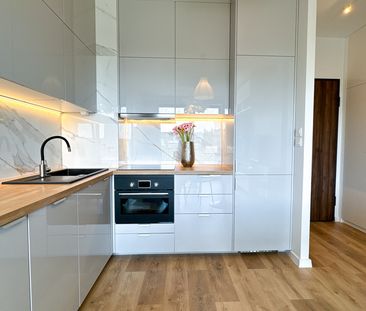 Warszawa, Wilanów, Sarmacka - Zdjęcie 2