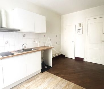 Location Appartement 1 pièce 31m² - Photo 2
