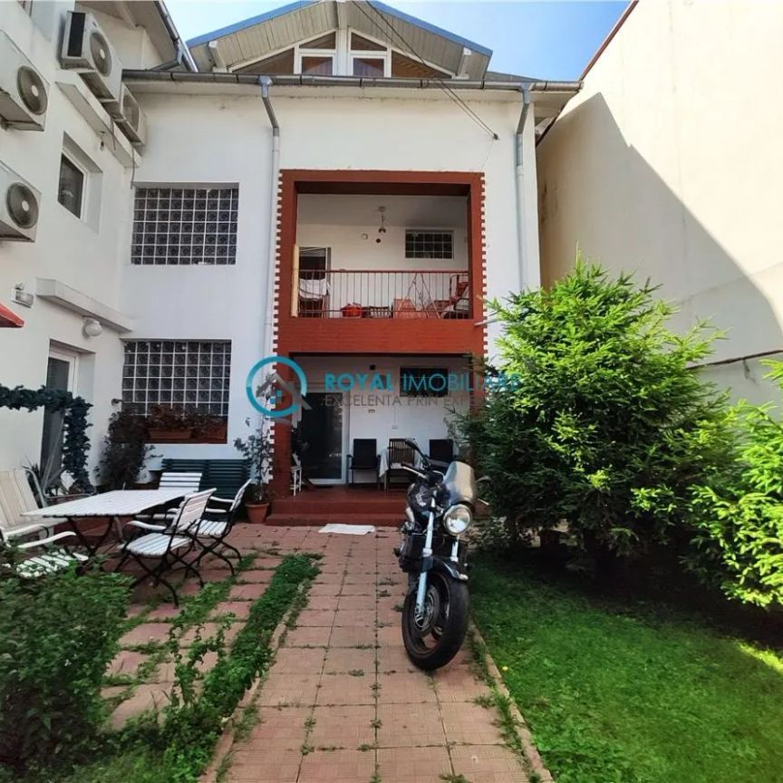 Royal Imobiliare - Inchiriere Vila zona Republicii - Fotografie 1