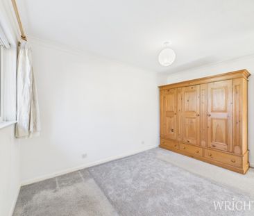 3 bedroom House - FORRESTERS DRIVE, WELWYN GARDEN CITY - Photo 6
