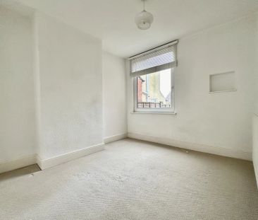 Adams Avenue, Northampton, NN1 - Photo 5