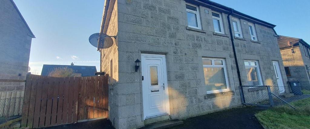 2 bedroom semi-detached house to rent - Photo 1