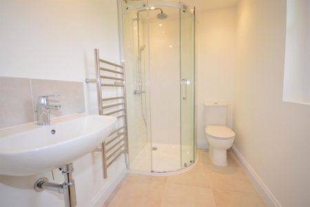 1 bedroom detached house to rent - Photo 2