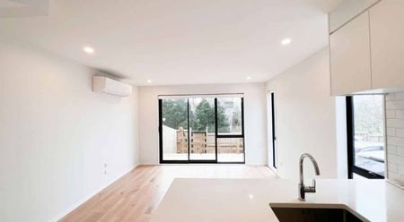 Modern three bedroom home in Glen Innes - Photo 4