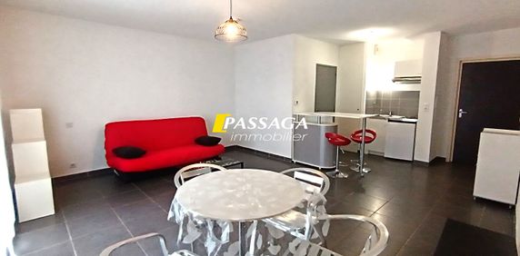 Location Appartement 1 pièce 37m² - Photo 2