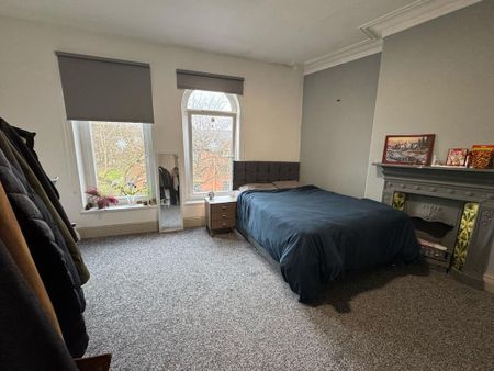 3 bedroom block of apartments to rent - Photo 3