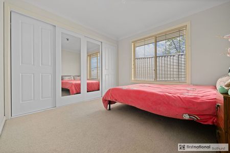 Modern, Low-Maintenance Living in a Quiet Street - Photo 5