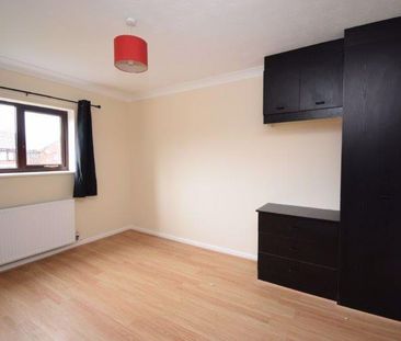 4 bedroom detached house to rent - Photo 4