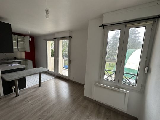 Location Appartement 2 pièces 32m² PONTAULT COMBAULT 77340 - Photo 1
