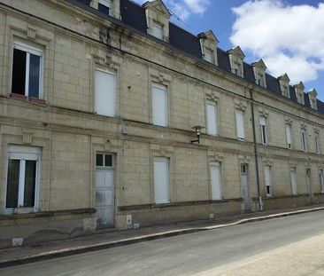 Location Appartement 2 pièces 30m² ST HILAIRE ST FLORENT 49400 - Photo 3