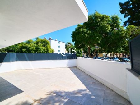 3 room luxury Flat for rent in Faro, Portugal - Photo 4