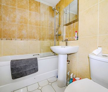 Russell Place, Hemel Hempstead - Photo 1