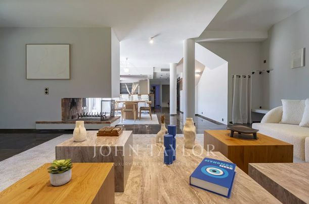 Maison à louer Mougins, Cote d'Azur, France8 500 EUR / Mois - Photo 1