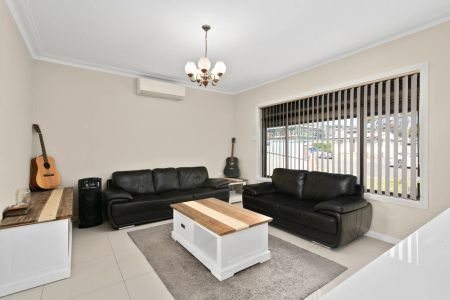 102 Addison Avenue, Lake Illawarra. - Photo 4