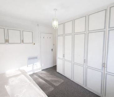 2 Bed Flat, Grosvenor Court, M7 - Photo 5