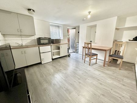 Nowell Crescent, Leeds - Photo 5