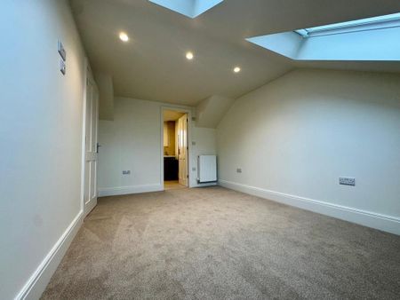 3 bedroom terraced house to rent - Photo 5
