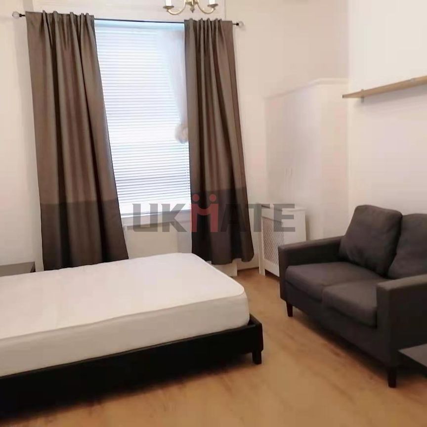 Gloucester Place 1 bed Apartment Studio - Photo 1