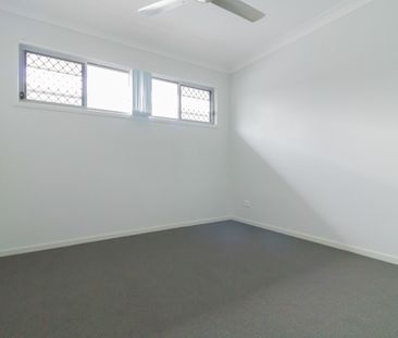 Unique Family Home with Dual Access! - Photo 2