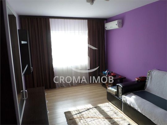 Inchiriere apartament 3 camere in Ploiesti, zona Mihai Bravu - Fotografie 1