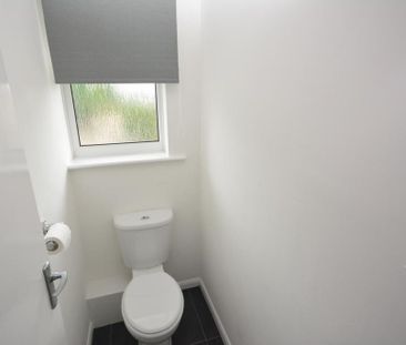 3 bedroom semi-detached house to rent - Photo 6