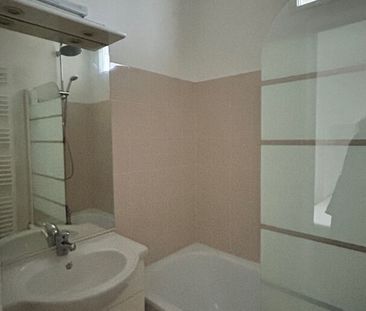 Location Appartement 2 pièces 31m² - Photo 3