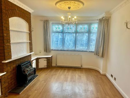 3 bedroom semi-detached house to rent - Photo 2