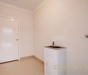 Modern 3-Bedroom Home in Prime Dandenong Location - Photo 3