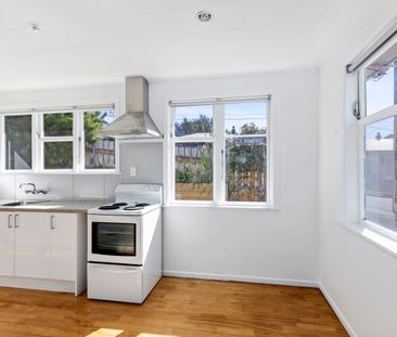 23 Amundsen Grove - Photo 3