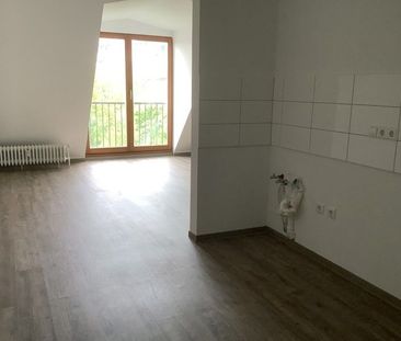 Mitten drin satt nur dabei: 1-Zimmer-Wohnung sofort verfügbar - Photo 5