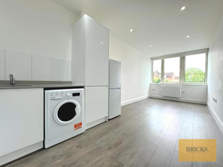 2 bedroom apartment to rent - Photo 3