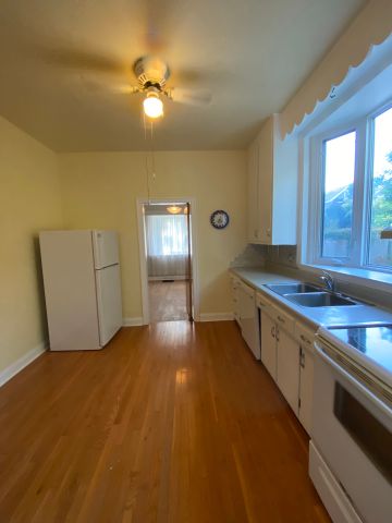 For Lease - 199 Barnardo Avenue, Peterborough North, Ontario - Photo 2