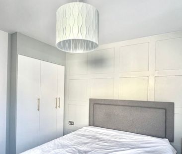 3 Bed Terraced House, Coopers Lane, E20 - Photo 2