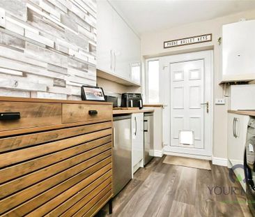 2 bedroom semi-detached house to rent - Photo 5