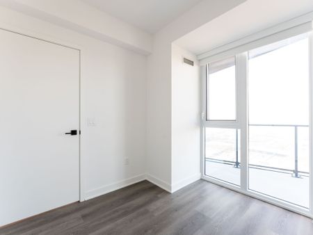 For Lease - 36 Zorra Street Unit# 2402, Toronto, Ontario - Photo 3