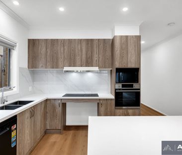 Stylish & Convenient 3-Bedroom Home with Appliances Included - Photo 5