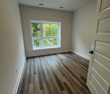 For Lease - 1100 Lackner Place Unit# 306, Kitchener, Ontario - Photo 4
