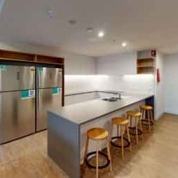 6 Bedroom Multishare Ensuite - Photo 3