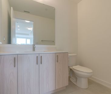 For Lease - 6 Red Squirrel Lane Unit# C-311, Richmond Hill, Ontario - Photo 6