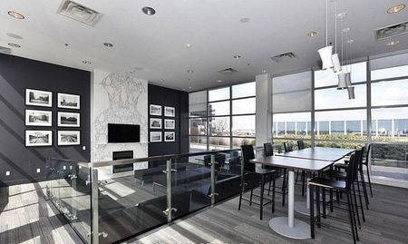 For Lease - 1005 King Street Unit# 518, Toronto, Ontario - Photo 2