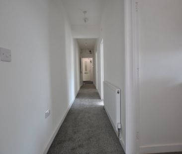 High Street, Snodland, London - Photo 4