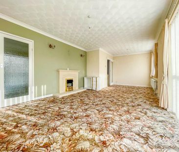 4 bedroom chalet to rent - Photo 2