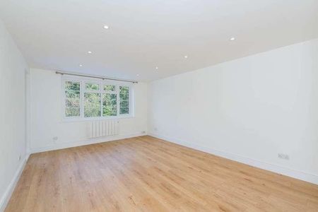 Lancaster Court, SM7 - Photo 4