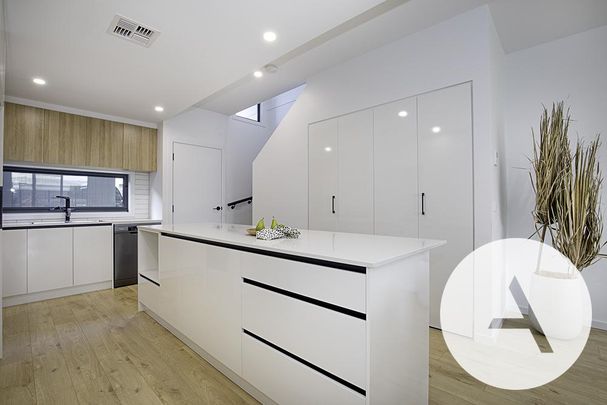 16 Albion St, Googong NSW 2620 - House For Rent | Domain - Photo 1