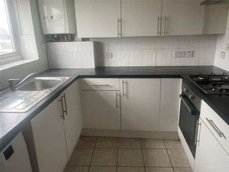 2 bedroom flat to rent - Photo 5