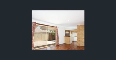 🏡 For Rent – 2/42 Second Avenue, Claremont WA Beautiful 3-Bedroom Home in Premium Claremont - Photo 2