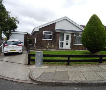 3 bedroom detached bungalow to rent - Photo 3