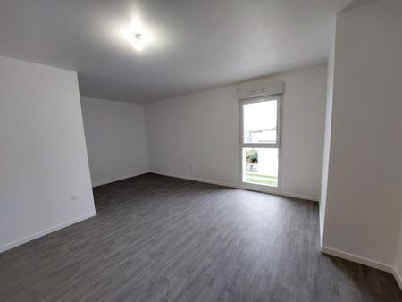 location Appartement T3 DE 65.22m² À MONTLOUIS SUR LOIRE - Photo 4